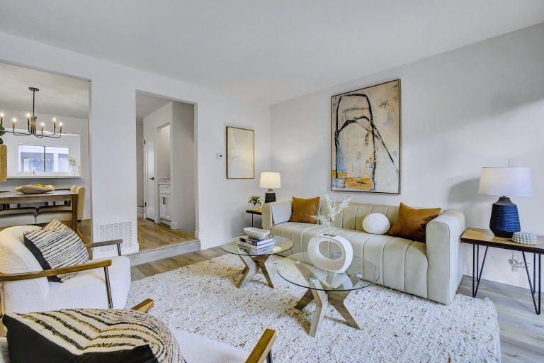 970 Castlewood Way 76 1536x1024