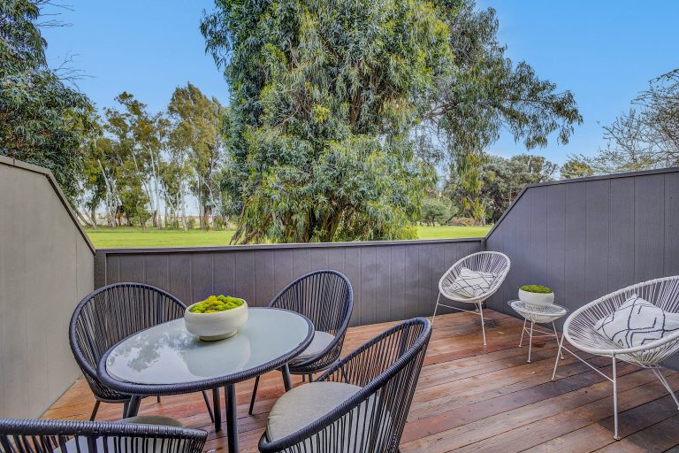 970 Castlewood Way 98 1536x1024